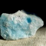 Aragonit /surový/ (náhodný výber mnou: 4,5 x 3,5 - 4cm)