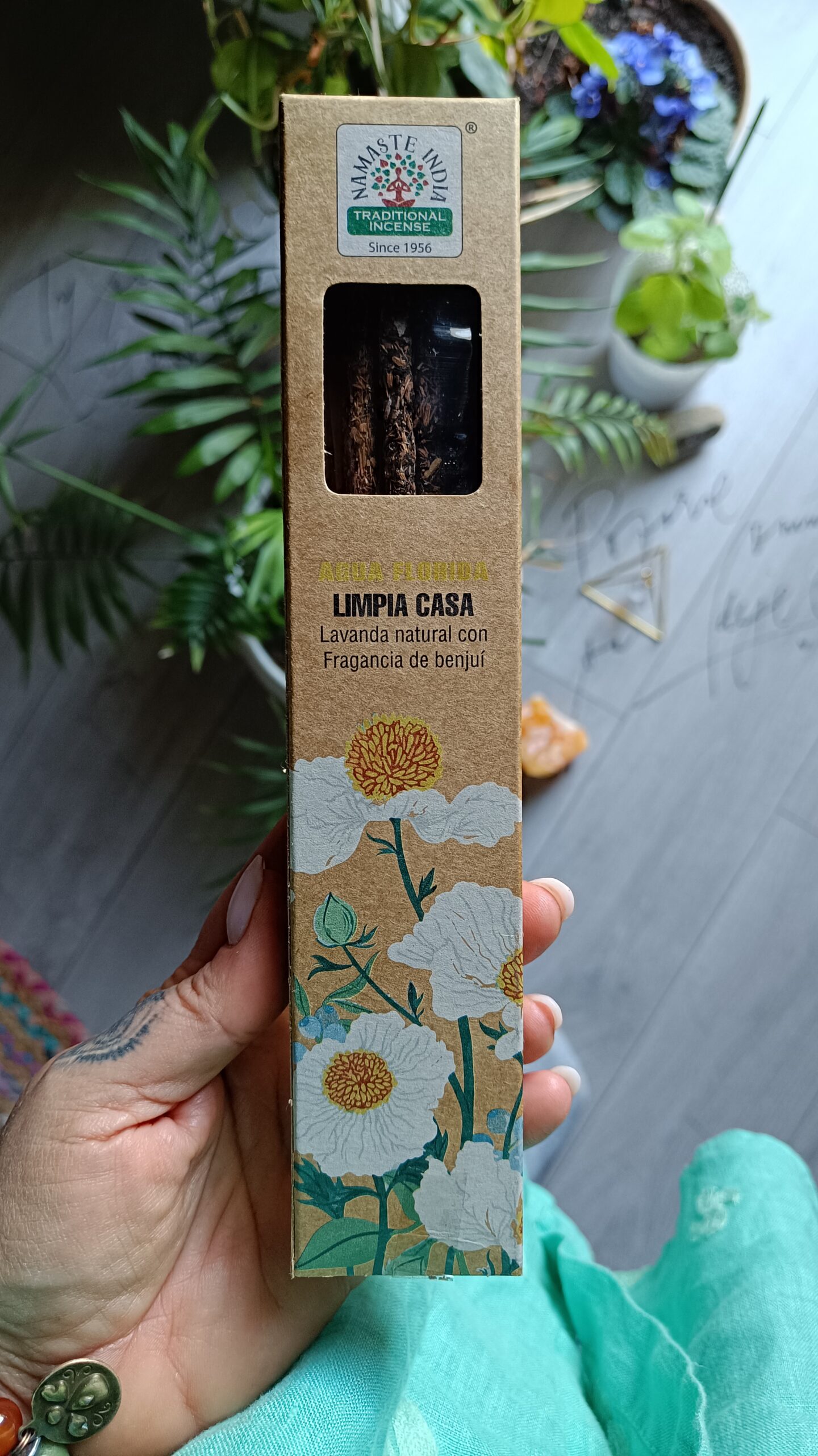 IMG_20250814_085725 Vonné tyčinky Namaste INDIA FLORIDA WATER - Očista domova / Levanduľa benzoin 30g - Image 1
