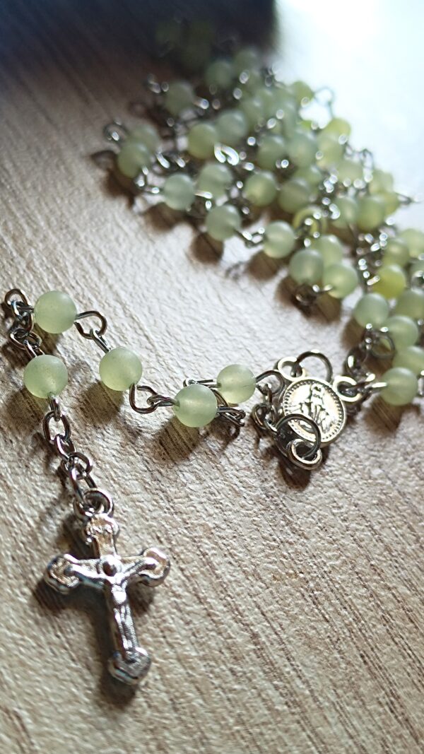 Prayer beads from stones green 38*4mm - Image 1